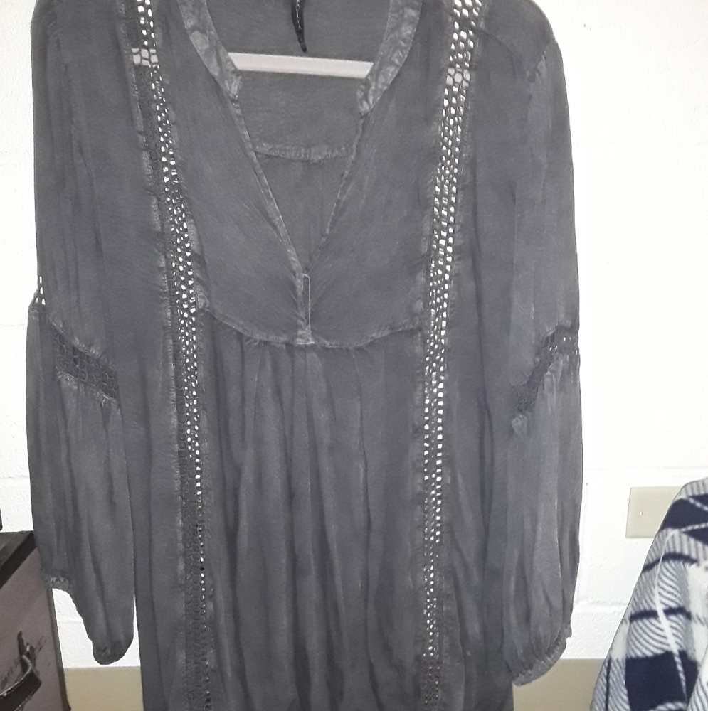 Top XL - Picture 2 of 2
